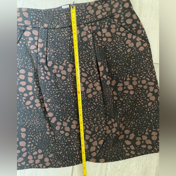 Larry Levine stretch skirt - Picture 4 of 5